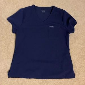 Jaanuu scrub top Size Large